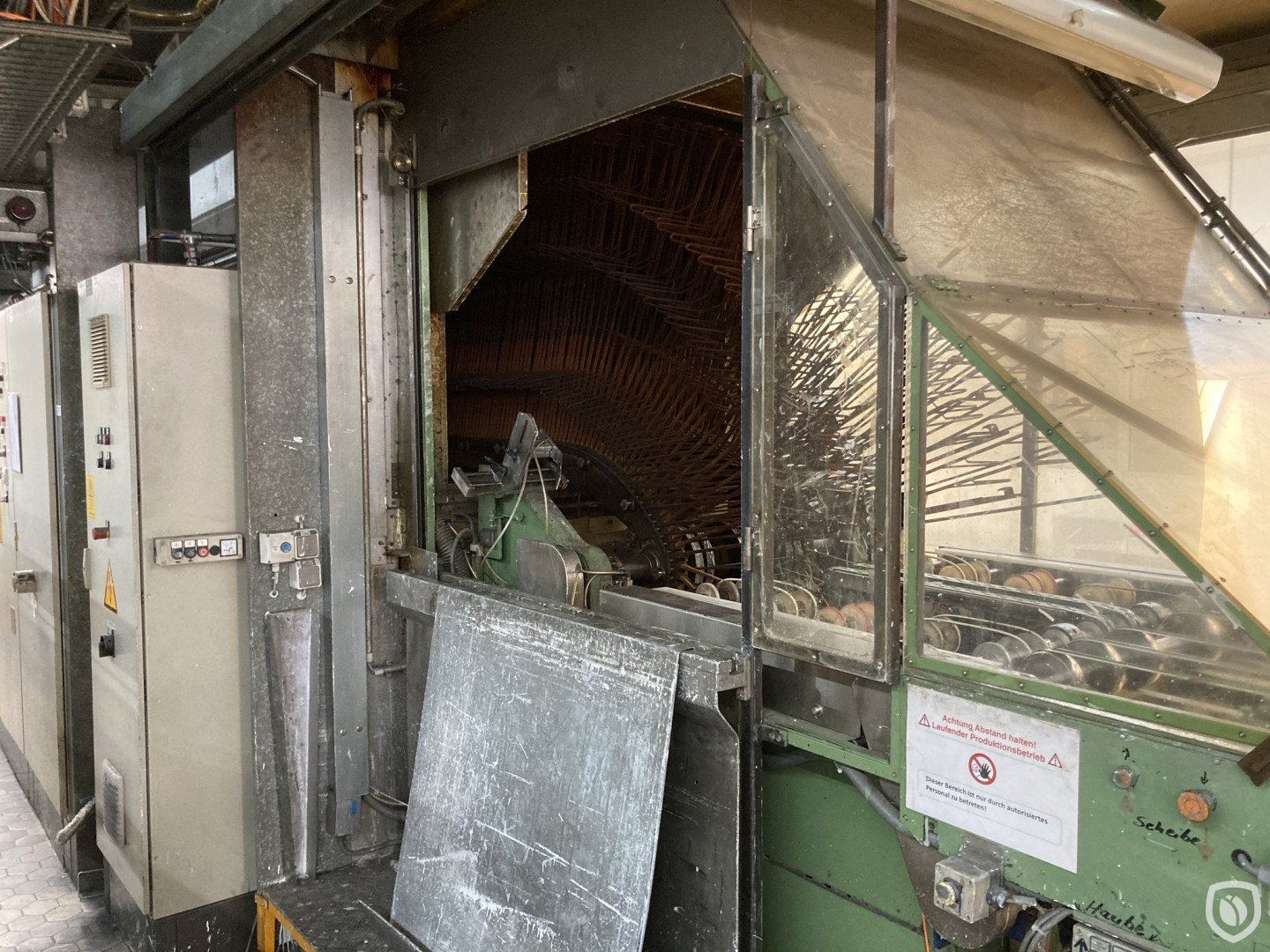 Línea de barnizado Mailander 431 con horno de túnel LTG de 27 metros y post-quemador