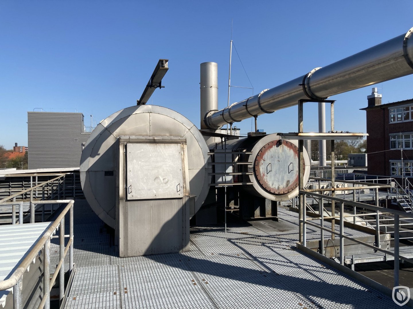 Línea de barnizado Mailander 431 con horno de túnel LTG de 27 metros y post-quemador