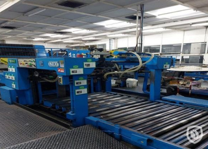 Crabtree 1290 línea de impresión con barnizadora en línea y LTG horno túnel