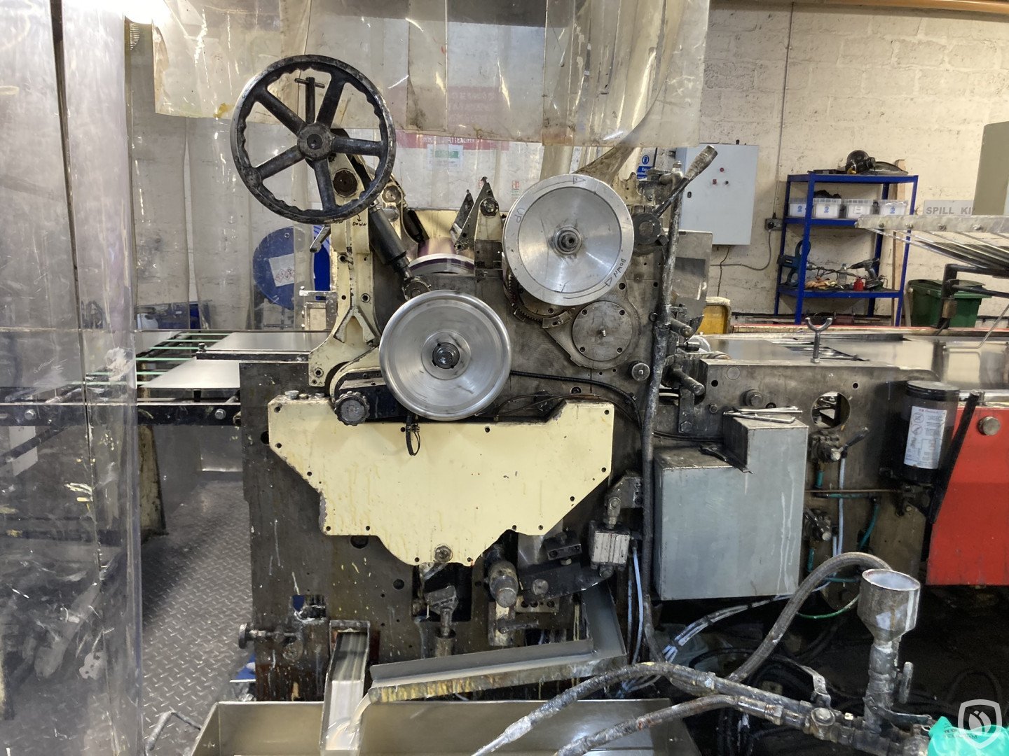 FUJI-C451 línea de barnizado con LTG horno túnel de 28 metros e incinerador