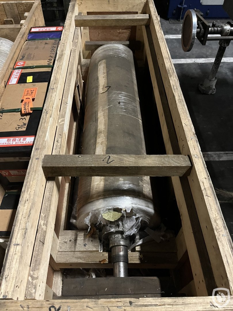 Mailander chrome cylinder